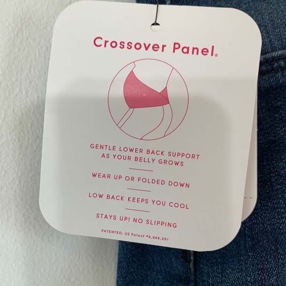 Isabel maternity Bermuda denim shorts w/ stretch - Picture 2 of 6